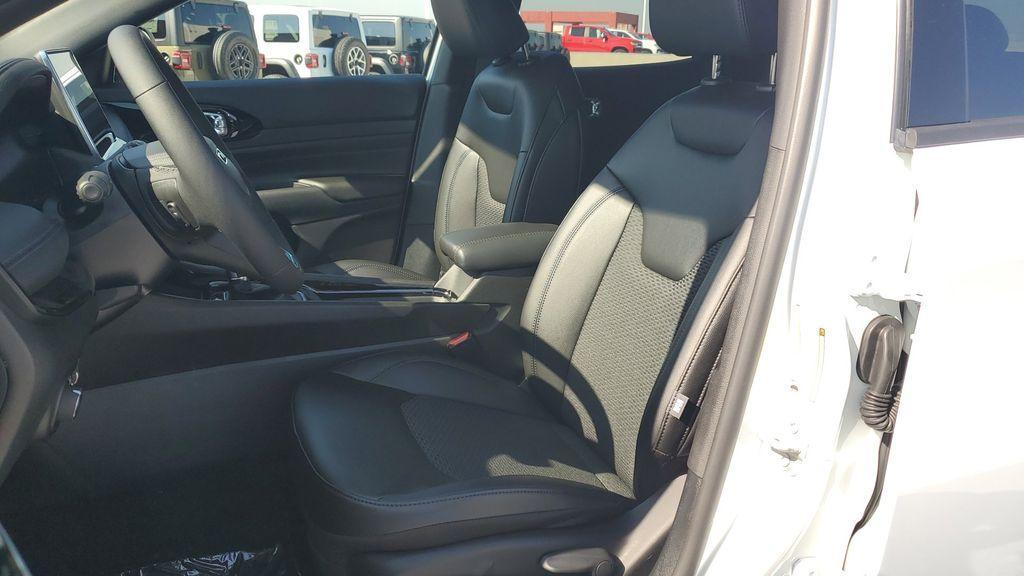 new 2026 Jeep Compass car, priced at $30,499