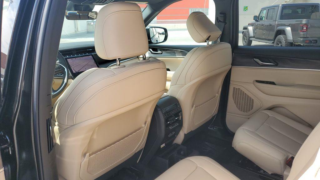 new 2025 Jeep Grand Cherokee L car, priced at $51,032