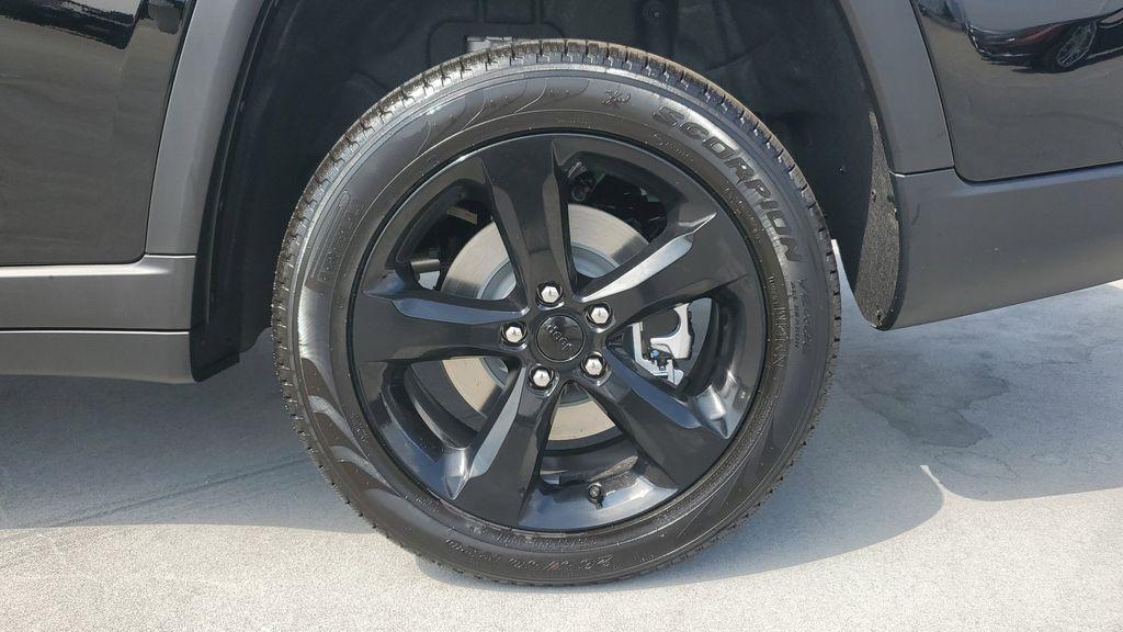 new 2025 Jeep Grand Cherokee L car, priced at $51,032