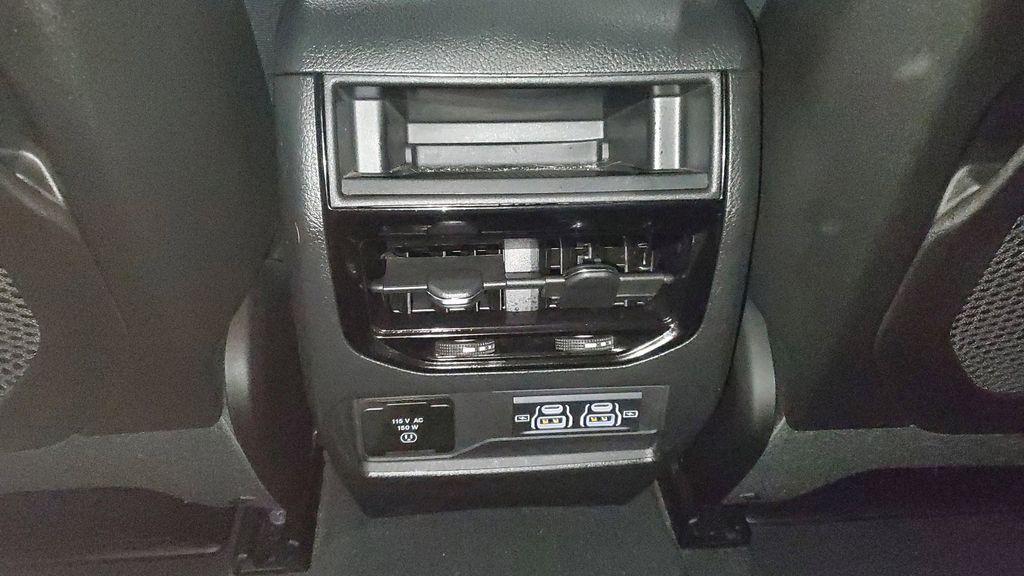 used 2025 Jeep Grand Cherokee car, priced at $33,919