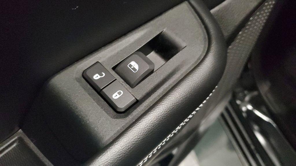 used 2025 Jeep Grand Cherokee car, priced at $33,919