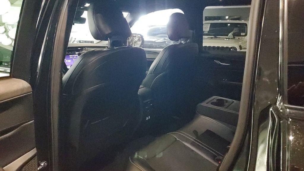 used 2025 Jeep Grand Cherokee car, priced at $33,919