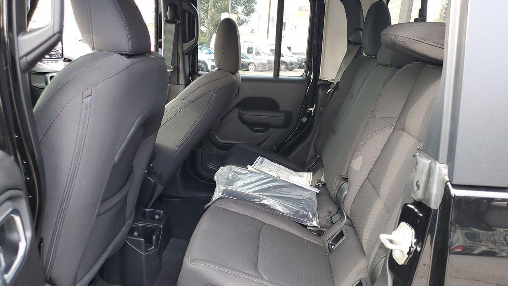 used 2023 Jeep Gladiator car, priced at $34,919