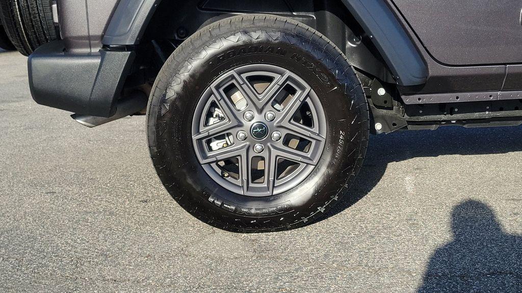 used 2025 Jeep Wrangler car, priced at $40,919