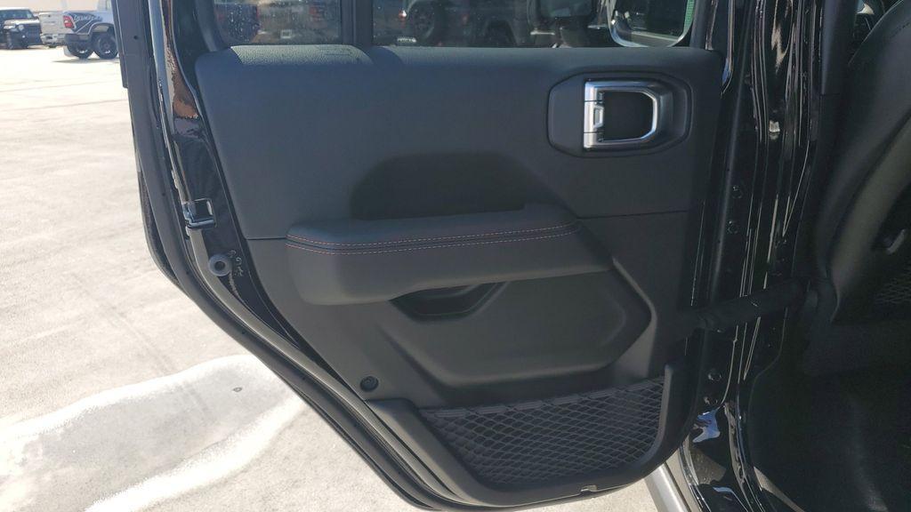 new 2025 Jeep Wrangler car, priced at $62,522