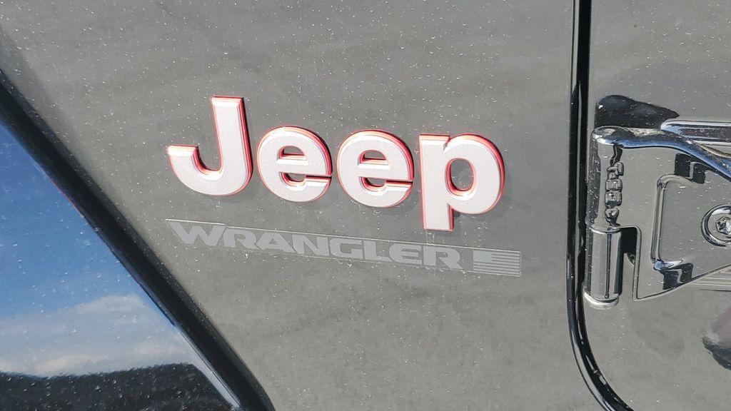 new 2025 Jeep Wrangler car, priced at $62,522