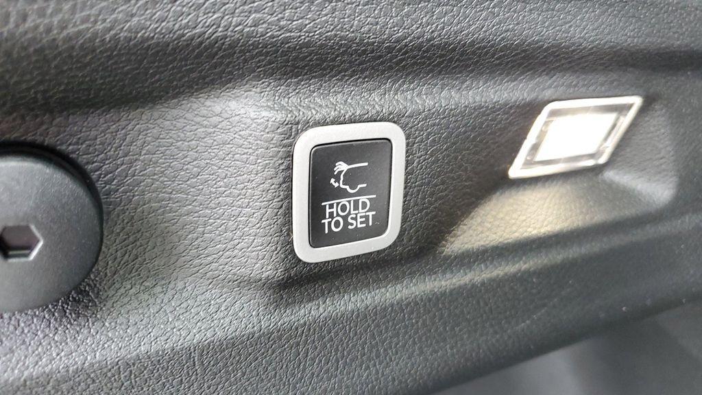 new 2025 Jeep Grand Cherokee L car, priced at $38,988