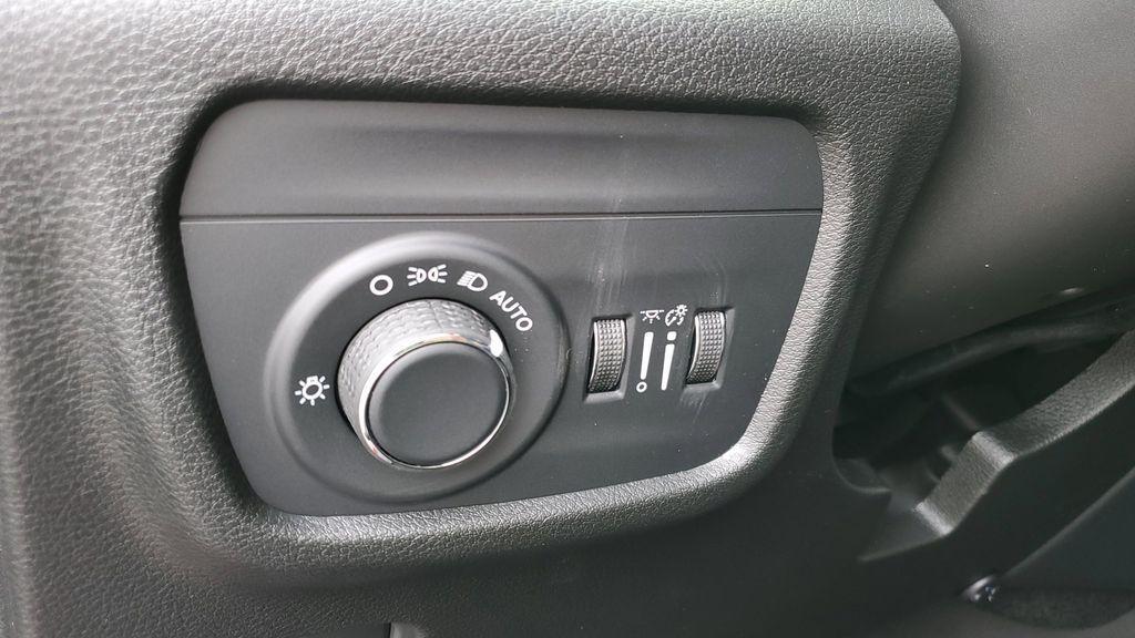 new 2025 Jeep Grand Cherokee L car, priced at $38,988