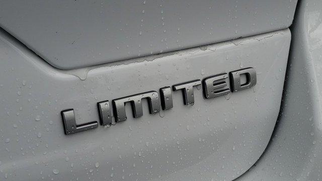 new 2025 Jeep Grand Cherokee car, priced at $49,415