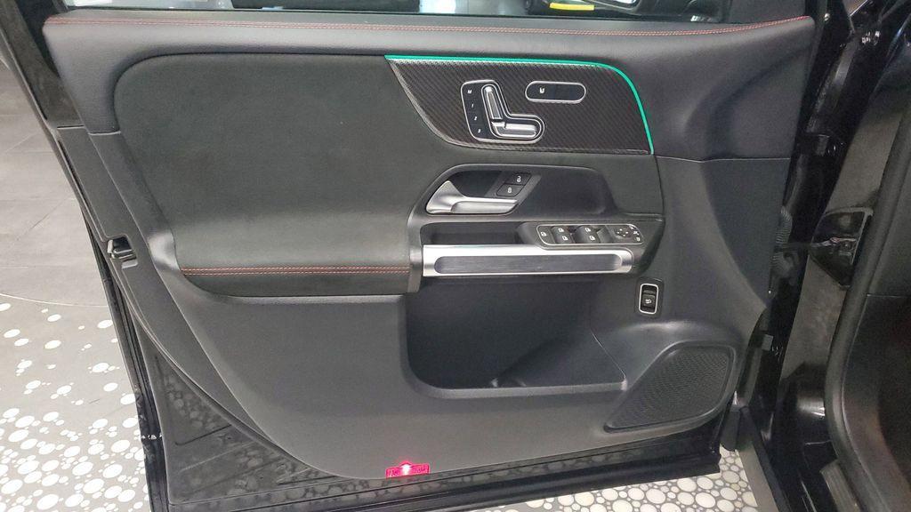 used 2024 Mercedes-Benz GLB 250 car, priced at $27,919