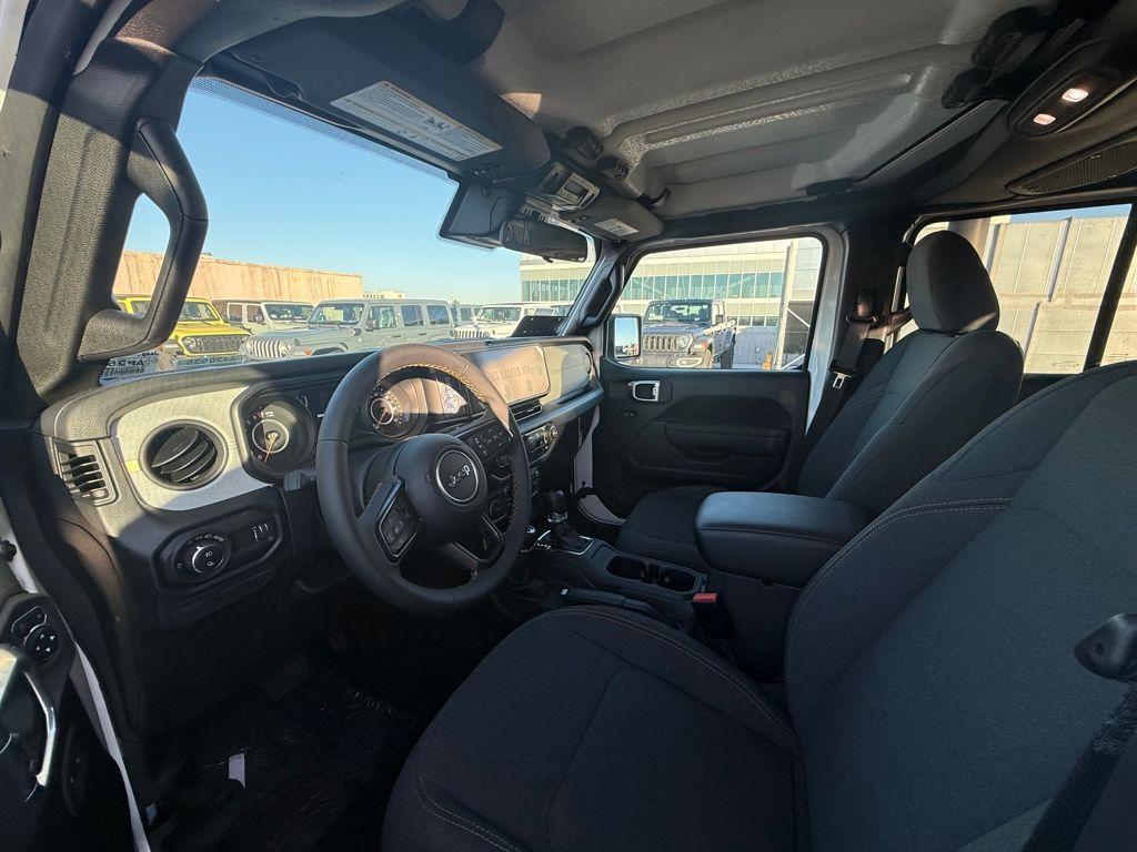 used 2024 Jeep Gladiator car, priced at $38,919