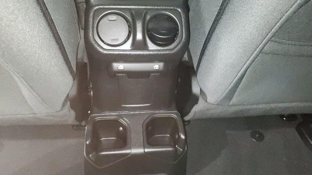 used 2024 Jeep Gladiator car, priced at $35,719