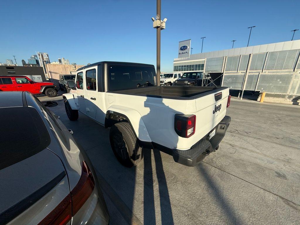 used 2024 Jeep Gladiator car, priced at $38,919
