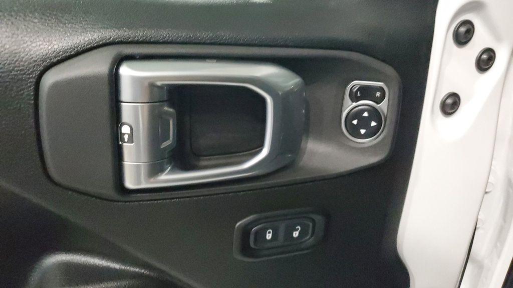 used 2024 Jeep Gladiator car, priced at $35,719