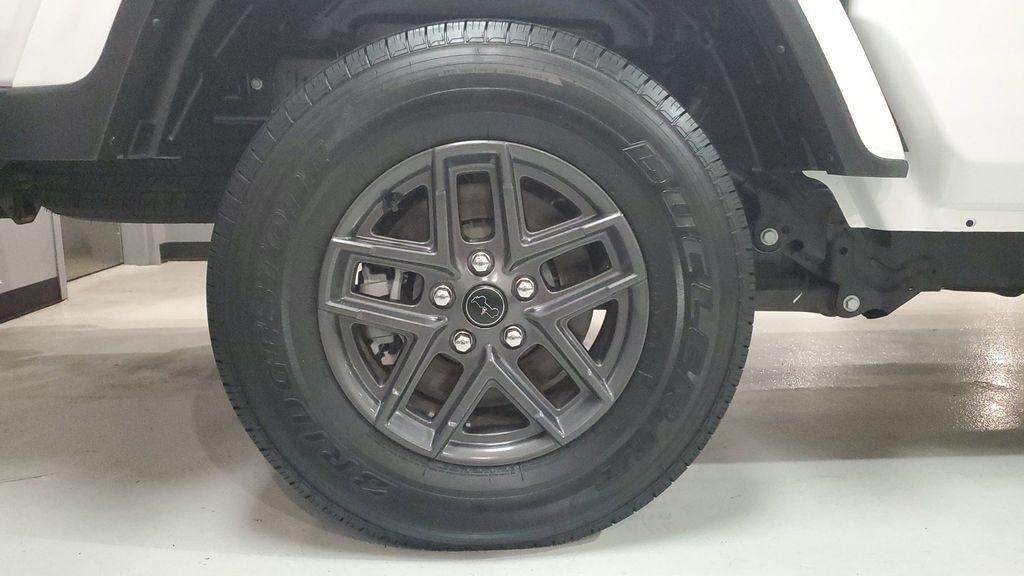 used 2024 Jeep Gladiator car, priced at $35,719
