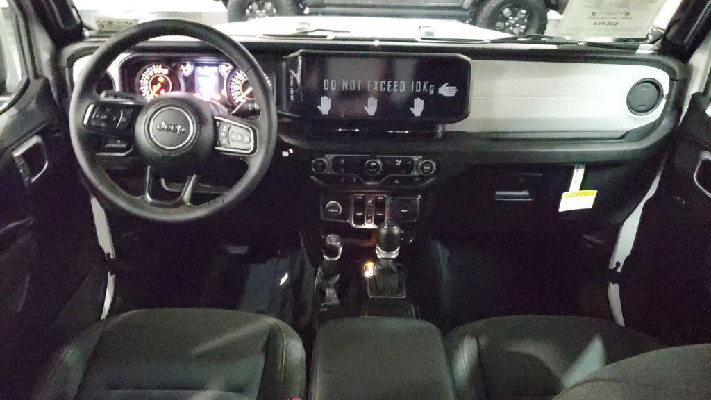 used 2024 Jeep Gladiator car, priced at $35,719