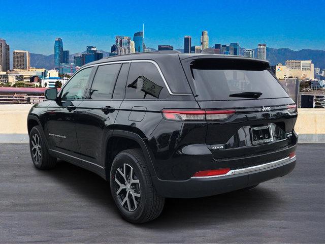 new 2025 Jeep Grand Cherokee car, priced at $50,010