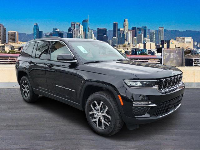 new 2025 Jeep Grand Cherokee car, priced at $50,010