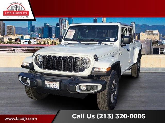 used 2024 Jeep Gladiator car, priced at $37,919