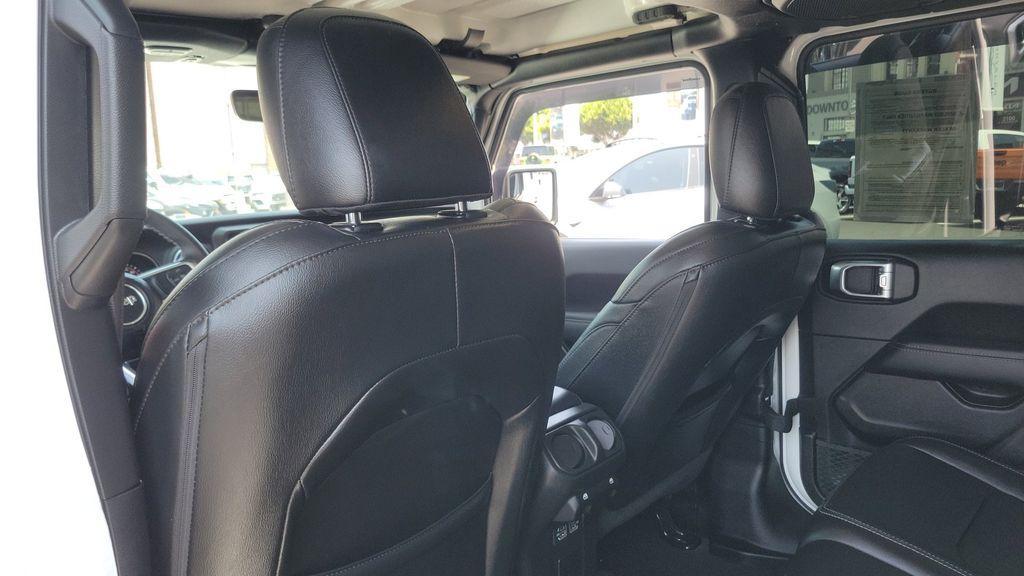 used 2022 Jeep Gladiator car, priced at $30,919