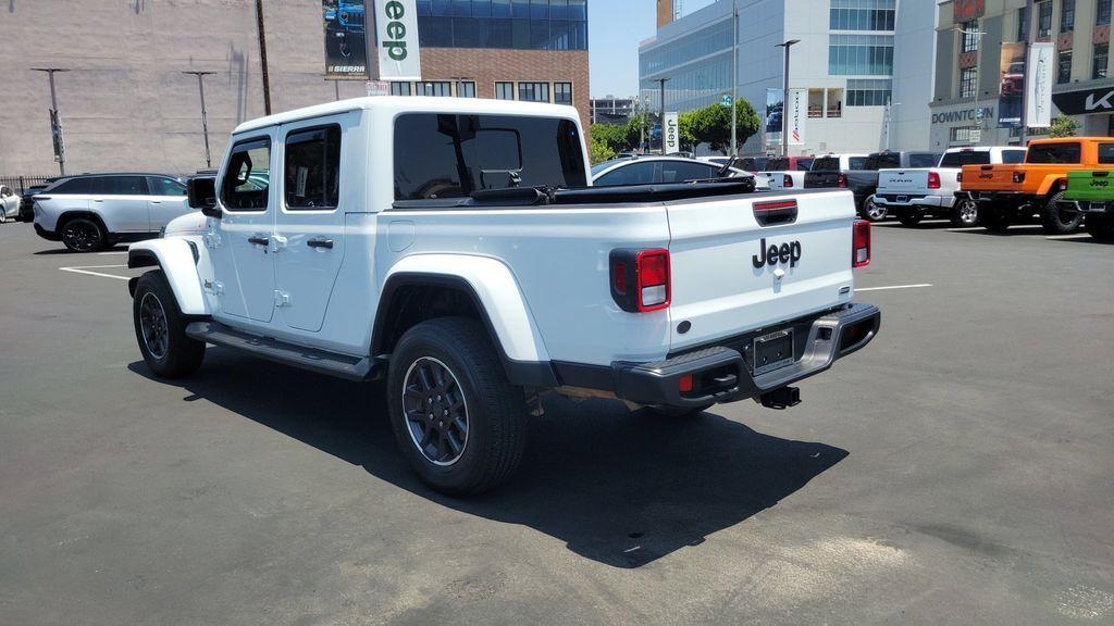 used 2022 Jeep Gladiator car, priced at $30,919