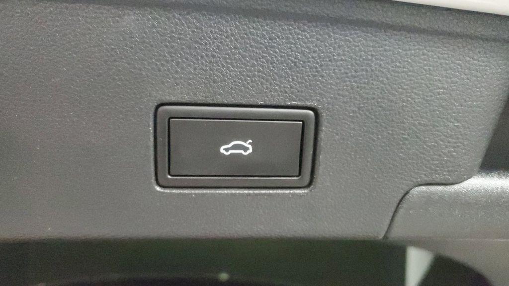 used 2022 Volkswagen Atlas Cross Sport car, priced at $20,919