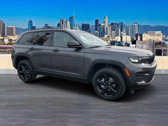 new 2025 Jeep Grand Cherokee car, priced at $46,175