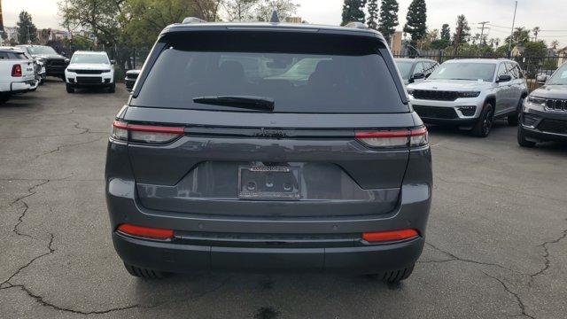 new 2025 Jeep Grand Cherokee car, priced at $46,175