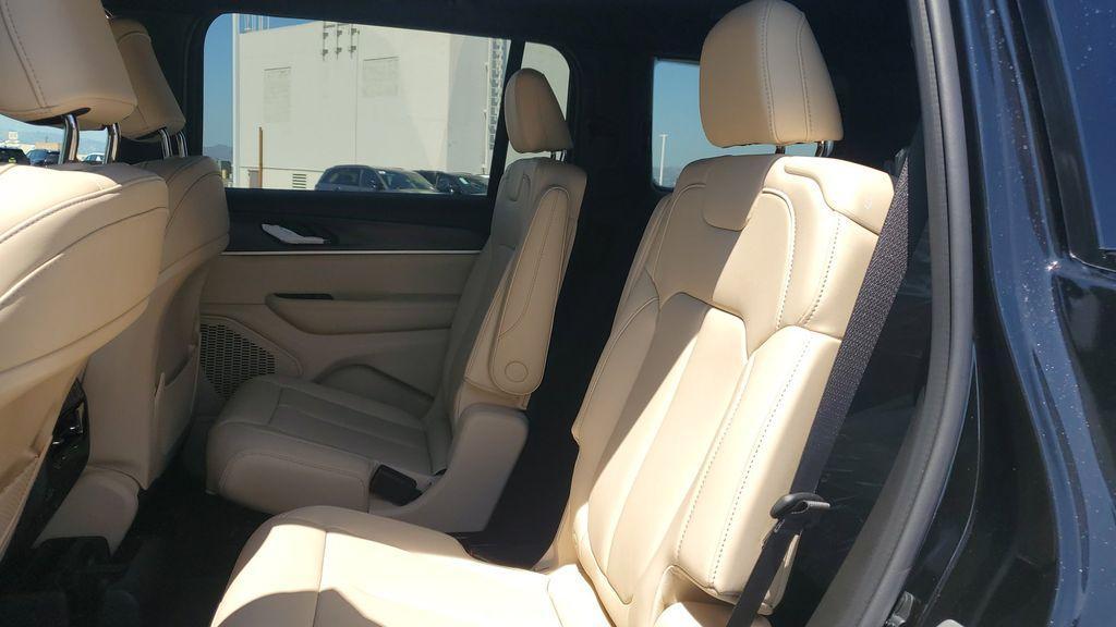 new 2025 Jeep Grand Cherokee L car, priced at $51,032