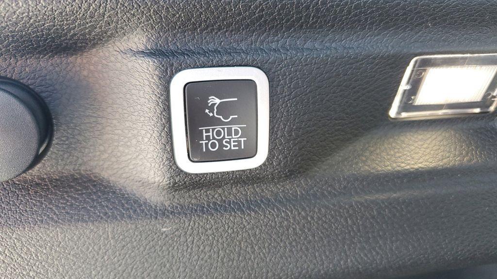 new 2025 Jeep Grand Cherokee L car, priced at $51,032