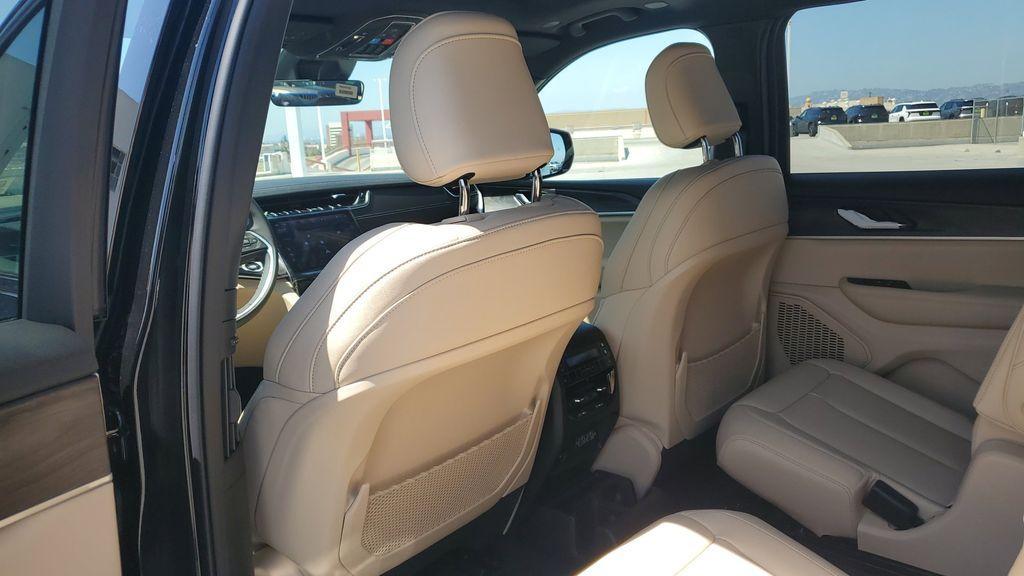 new 2025 Jeep Grand Cherokee L car, priced at $51,032