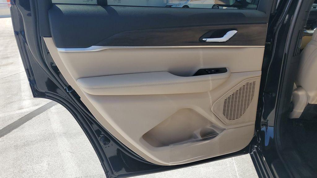 new 2025 Jeep Grand Cherokee L car, priced at $51,032