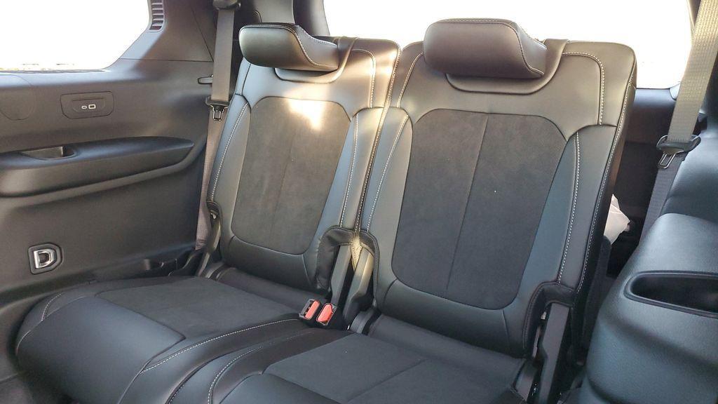 new 2025 Jeep Grand Cherokee L car, priced at $40,690