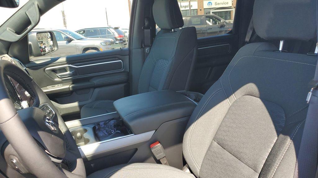 new 2025 Ram 1500 car, priced at $52,803