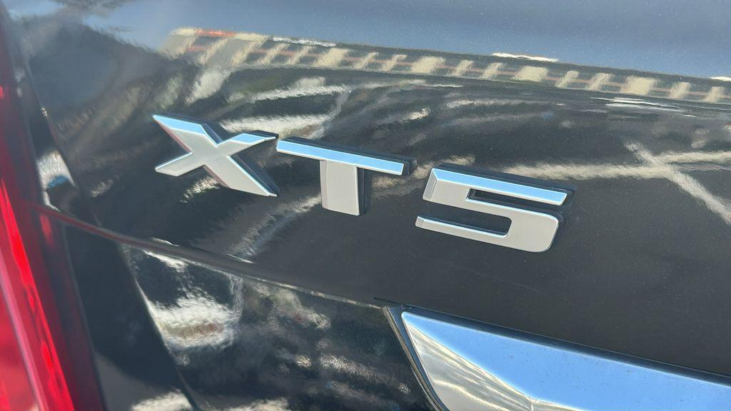 used 2018 Cadillac XT5 car, priced at $12,919