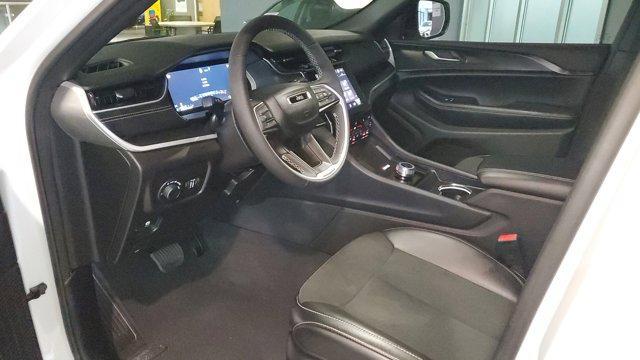 used 2025 Jeep Grand Cherokee car, priced at $36,419