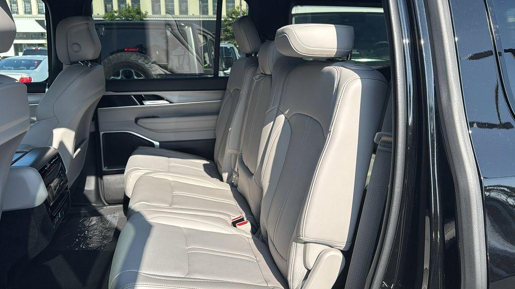 new 2025 Jeep Wagoneer car, priced at $65,735