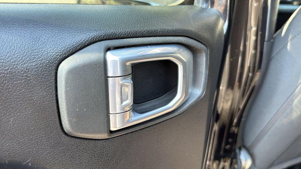 used 2022 Jeep Wrangler Unlimited car, priced at $29,919