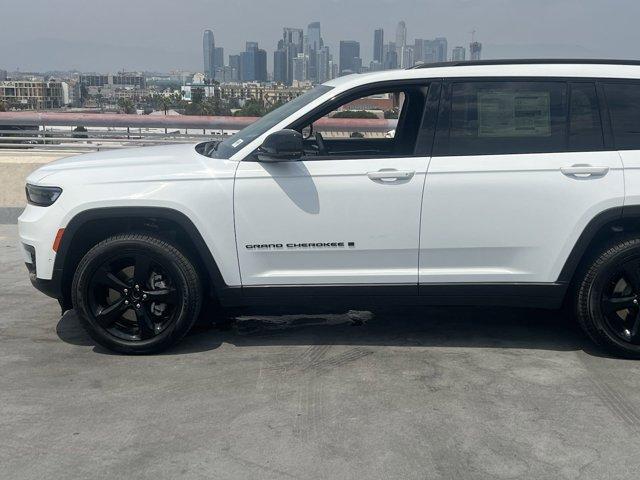 new 2024 Jeep Grand Cherokee L car, priced at $56,735