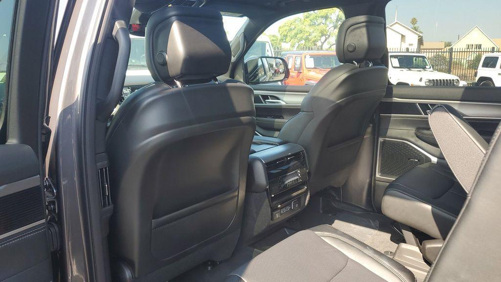 new 2025 Jeep Wagoneer car, priced at $71,967
