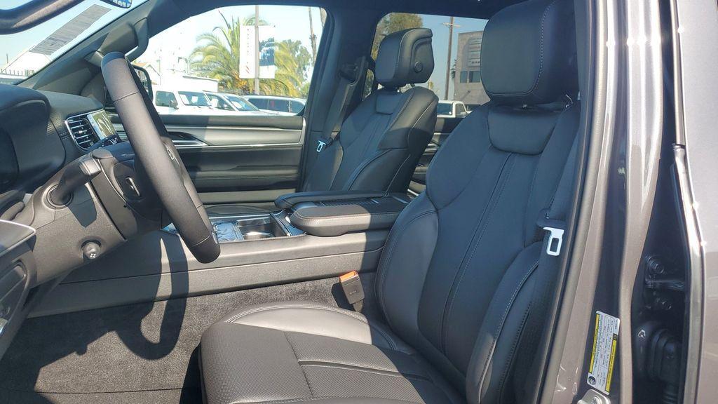 new 2025 Jeep Wagoneer car, priced at $71,967