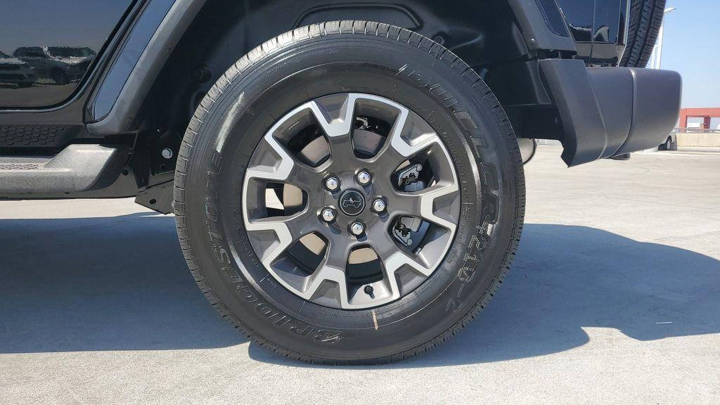 new 2025 Jeep Wrangler car, priced at $55,427