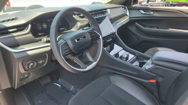 used 2025 Jeep Grand Cherokee car, priced at $35,419