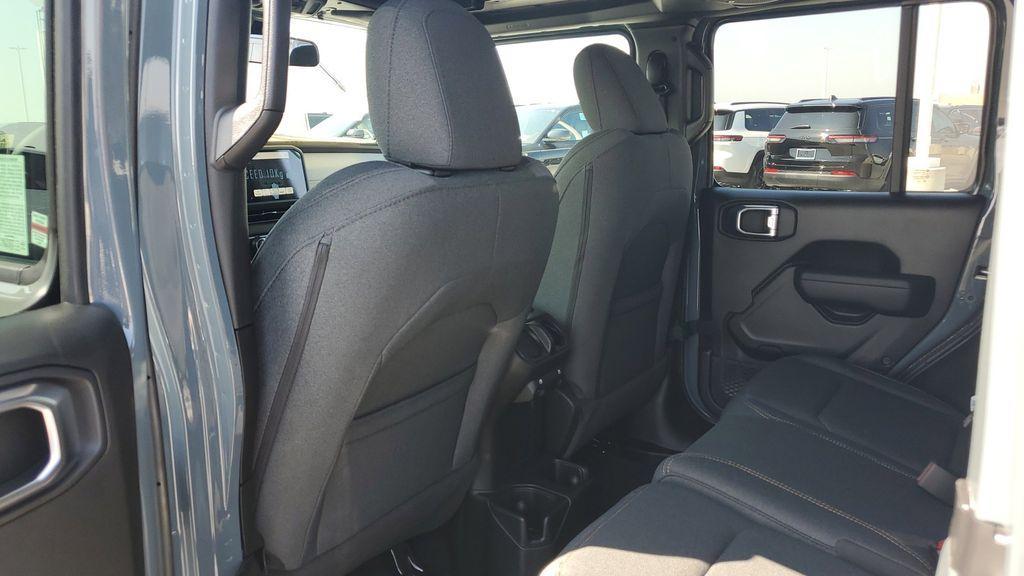 new 2025 Jeep Wrangler car, priced at $50,726