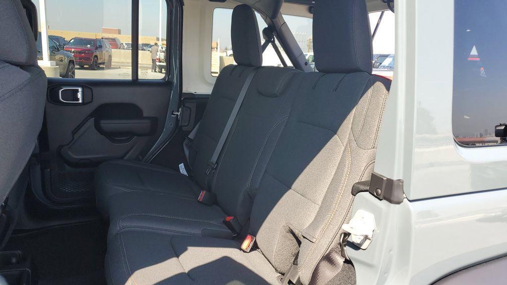 new 2025 Jeep Wrangler car, priced at $50,726