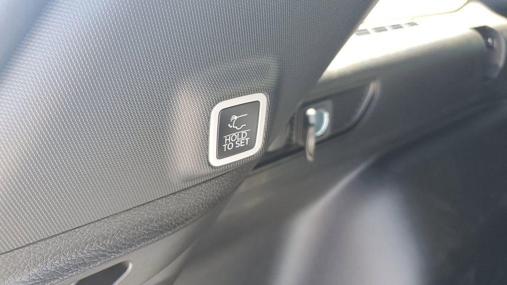 new 2025 Jeep Grand Cherokee car, priced at $52,260