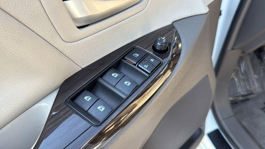 used 2017 Toyota Sienna car, priced at $19,419