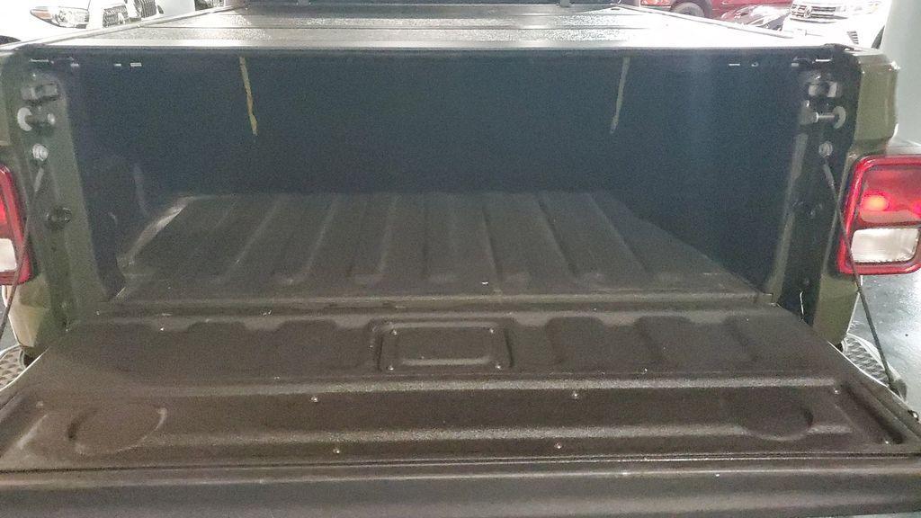 used 2022 Jeep Gladiator car, priced at $30,519