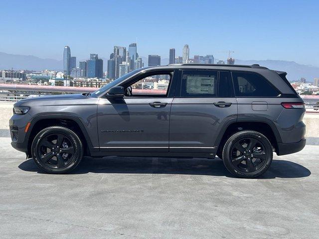 new 2024 Jeep Grand Cherokee car, priced at $46,670