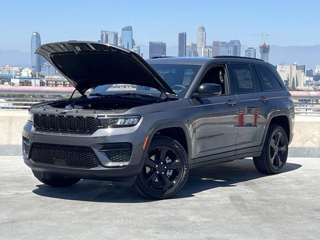 new 2024 Jeep Grand Cherokee car, priced at $46,670